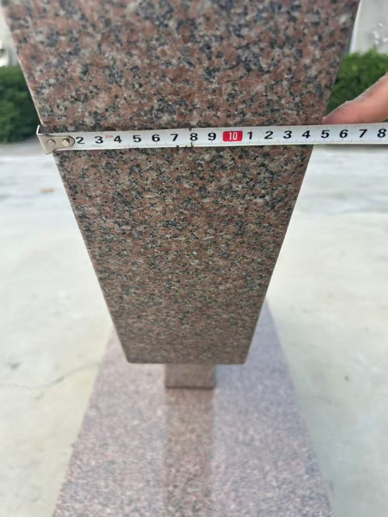 Памятник ликвидаторам аварии на Чернобыльской АЭС. Брянская область.